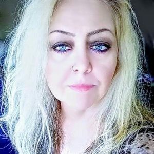 Meet your Posher, Pamela